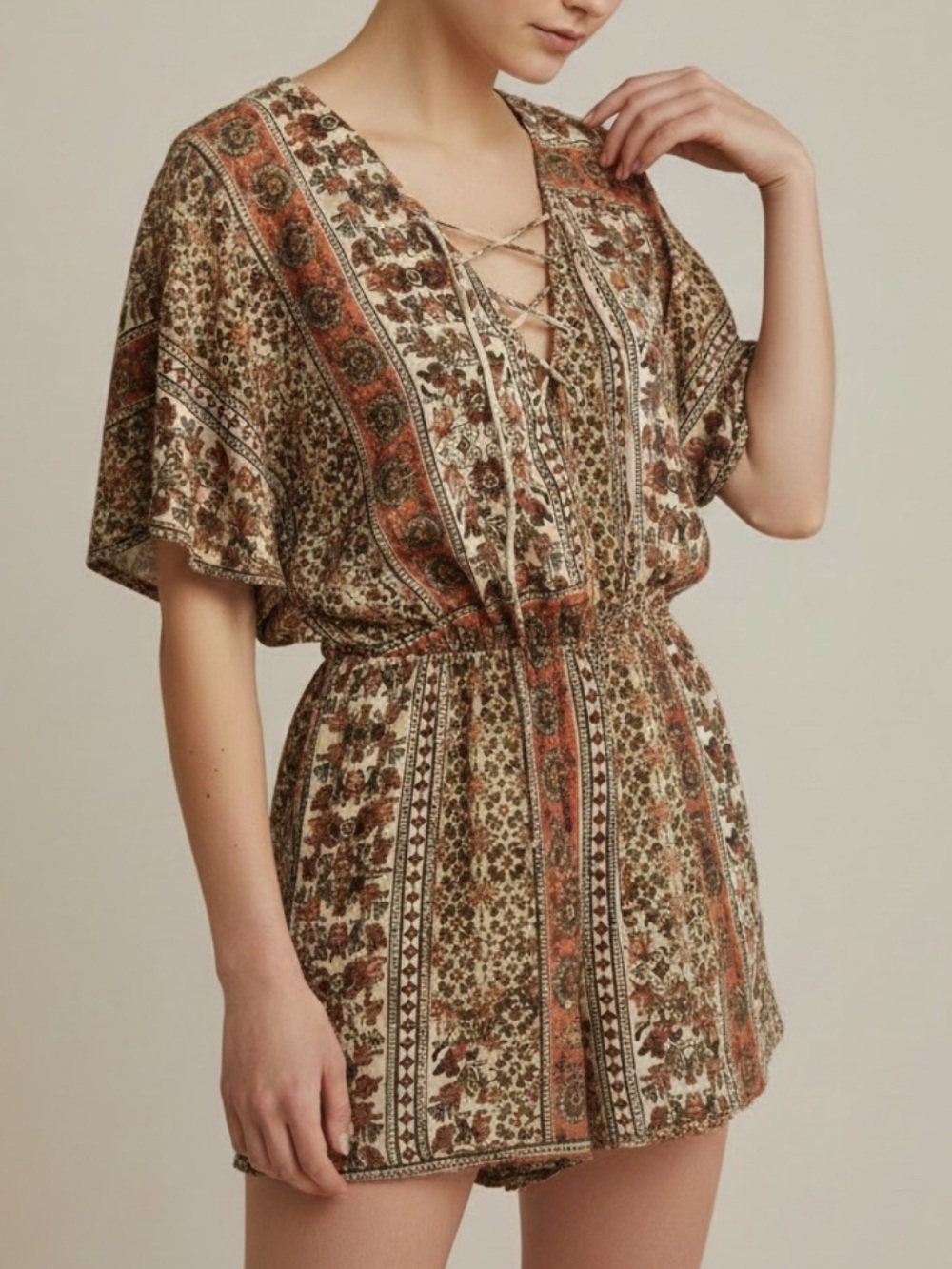 Pink Rose, Earthy Floral Boho Lace up V-Neck Romper. Size Large